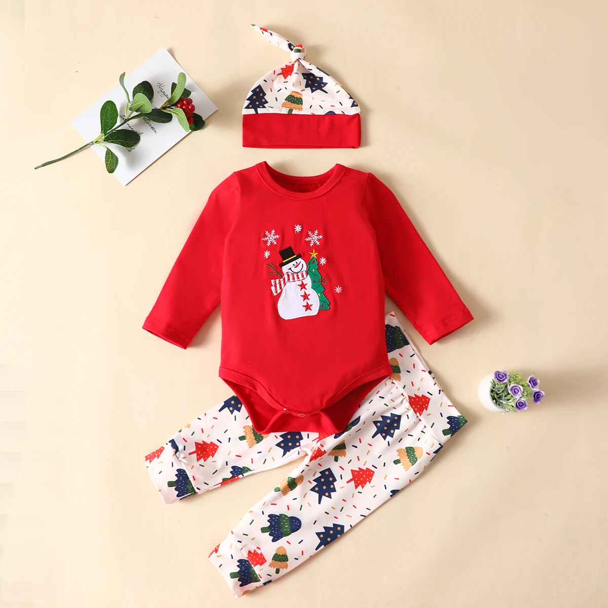 

Fashion Baby Christmas Themed Long Sleeve Set Triangle Crotch Round Neck Top Christmas Tree Printed Long Pant Hat Autumn Clothes