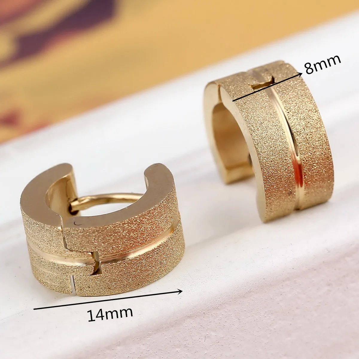 Fashion Cool Stainless Steel Round Stud Earrings For Women Men Simple Earrings Jewelry