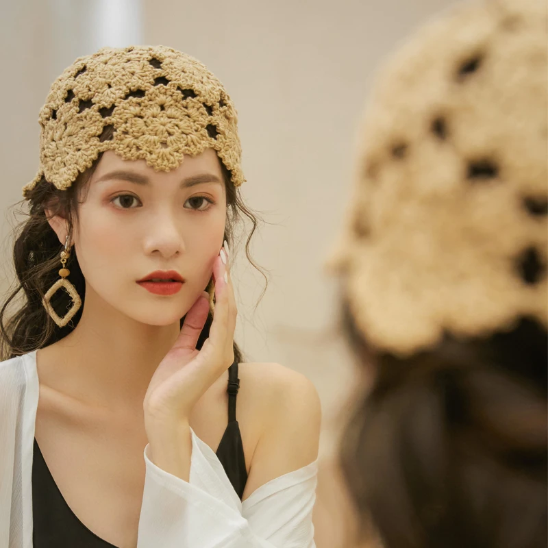 

Hollowed Knit Fashion Cap Hand Woven Beanie Hat Spring Autumn Vintage Female Art Photography Headdress Thin Breathable Cap