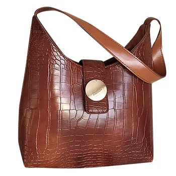 

Solid Color Crocodile Buckle Bucket Shoulder Bag Wild Large Capacity Messenger Shoulder Bag Handbags 2020 New Сумка на плечо