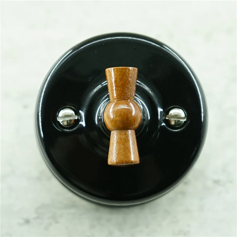 Suprimentos e equipamentos elétricos