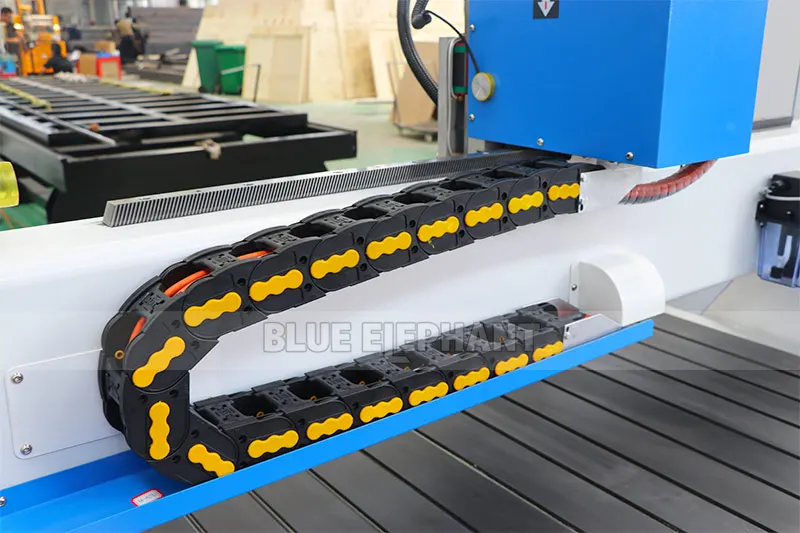 零部件(800x533)_3