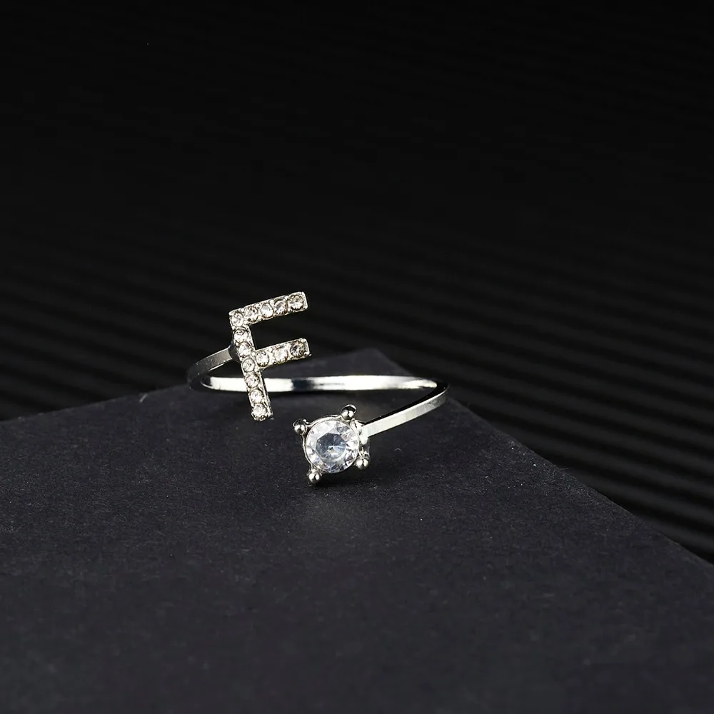 Простые Кольца с 26 английскими буквами A-Z, женские кольца для помолвки, металлические стразы, регулируемые кольца, изысканное ювелирное изделие, обручальное кольцо