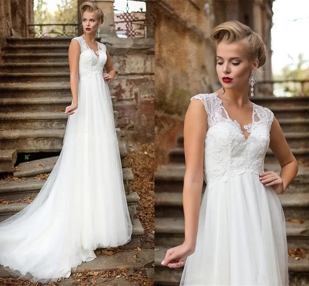 

New V-Neck A-Line Lace Appliques Top Wedding Dresses Bridal Gowns 2020 Tulle Lace Up Back Sleeveless Beautiful