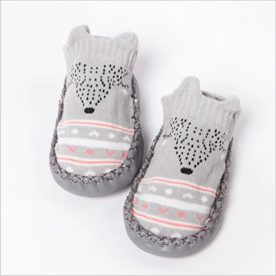Модные детские носочки с резиновой подошвой; носки для новорожденных; сезон осень-зима; детские носки-тапочки; нескользящие носки с мягкой подошвой - Цвет: 10