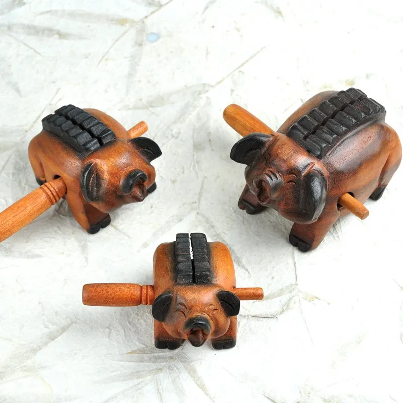 

Wholesale Thai-style Commodity Crafts Wooden Creative Gifts Home Accessories Happy Pig Wood Color Black And White with Pattern