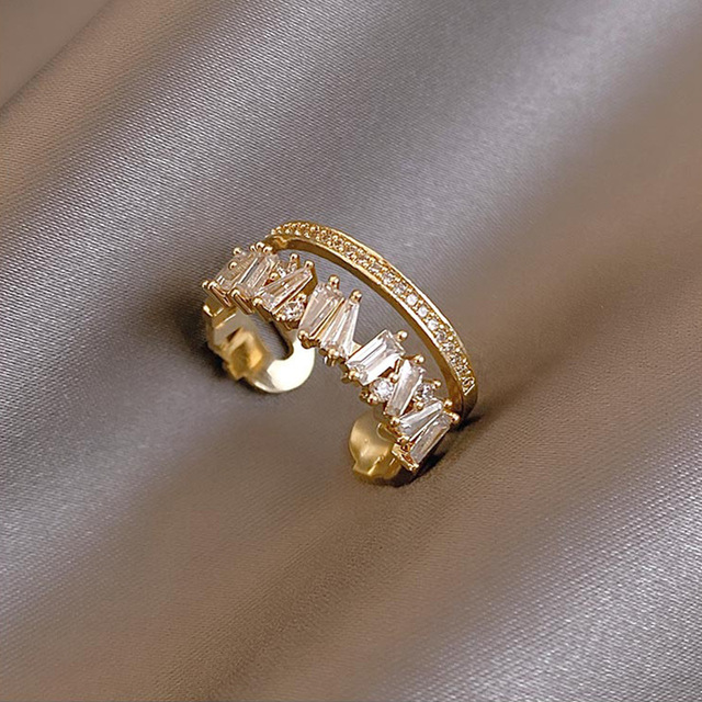 New Simple Temperament Finger Ring For Women Exquisite Rhinestone Zircon Adjustable Ring Girls Party Banquet Jewelry Gift