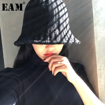 

[EAM] Women Multicolor Brief Black Fishermen Hat New Round Dome Temperament Fashion Tide All-match Spring Autumn 2020 1N771