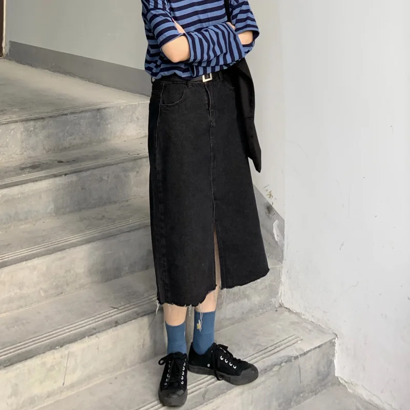 

Photo Shoot 1930 # Four Seasons Wearable Slit Denim Skirt