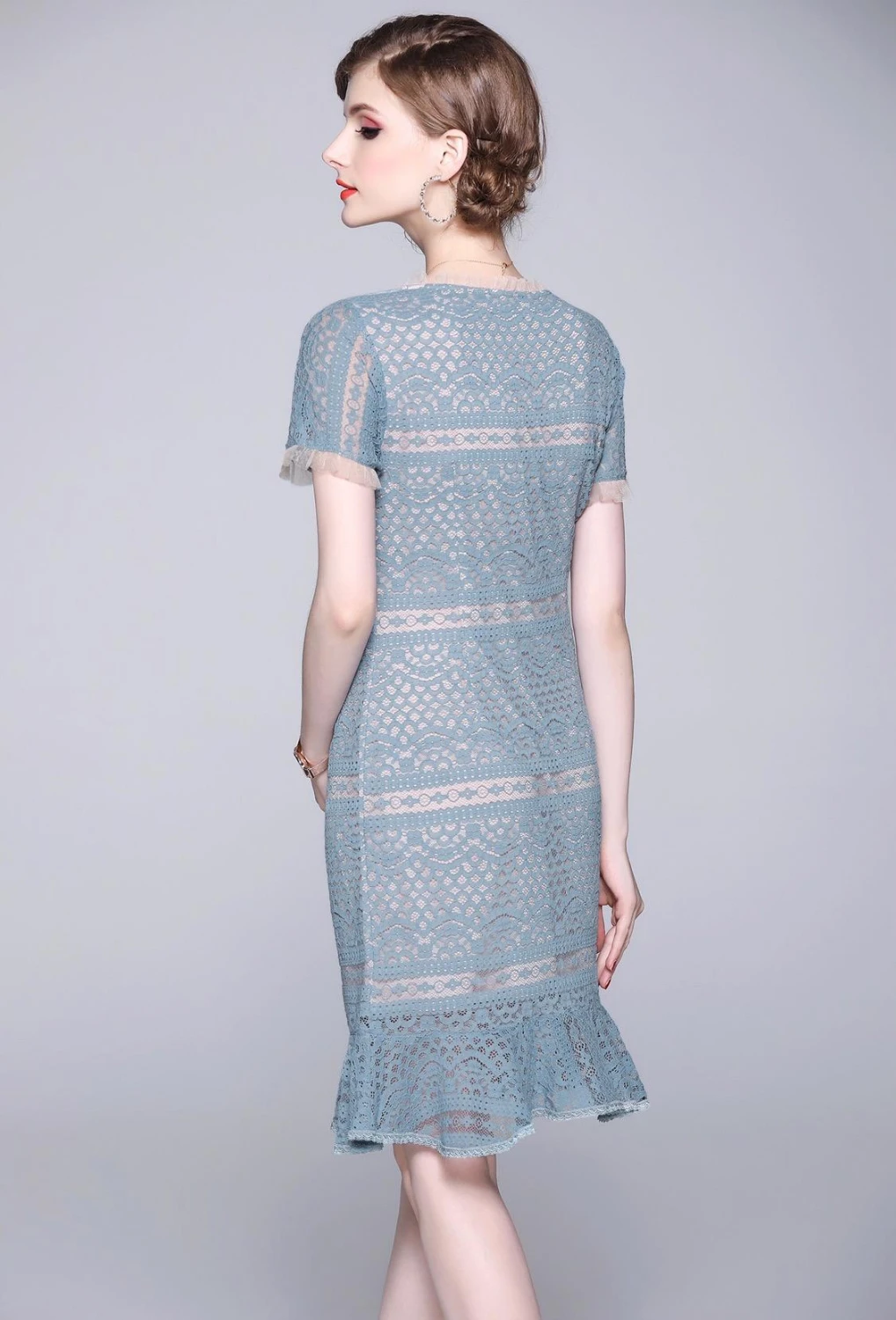 New High-end Mid-length Mesh Gauze Ear A Word Lotus Leaf Display Slim Lace Dress Luxury Brand Dress