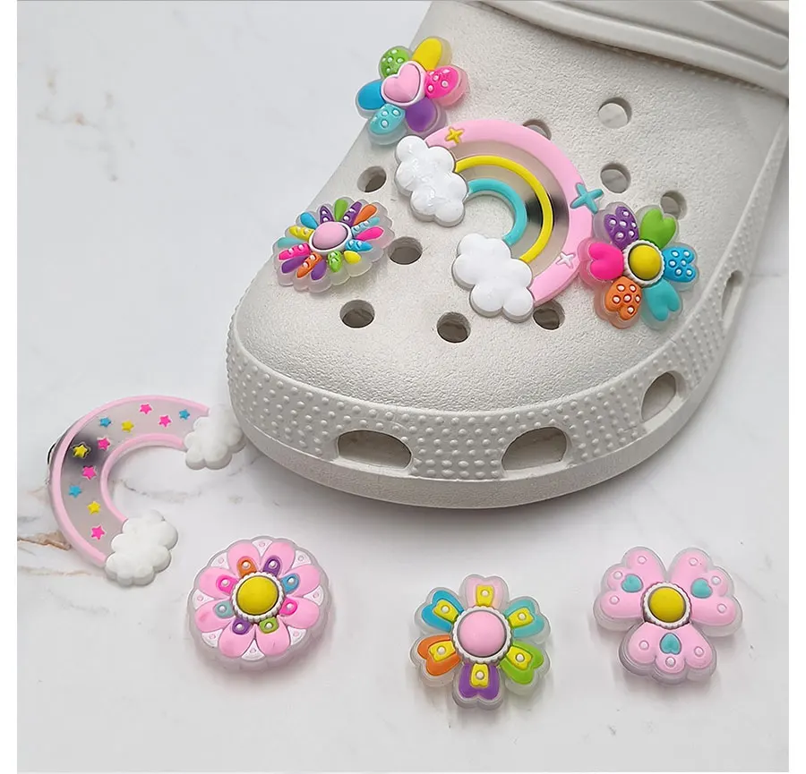 Translucent Design 1Pcs PVC Shoe Buckle Accessories Funny DIY Flower Rainbow Shoe Buttons Decor Jibz For Croc Charms Kid Gift Translucent Design 1Pcs PVC Shoe Buckle Accessories Funny DIY Flower Rainbow Shoe Buttons Decor Jibz For Croc Charms Kid Gift