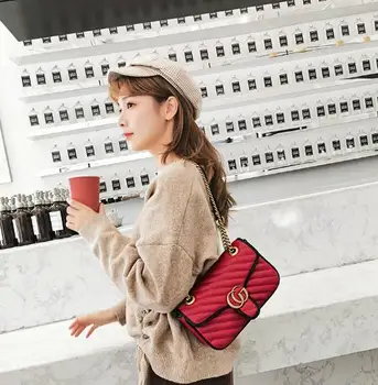 

2019 new soft leather chain pack with one shoulder and diagonal crossAAA87