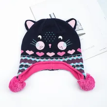 Детская шапочка для девочек; зимняя шапка с наушниками; Осенняя вязаная теплая шапка с помпоном в виде кота и животного; хлопковая флисовая подкладка; уличная одежда для катания на лыжах; аксессуары для малышей