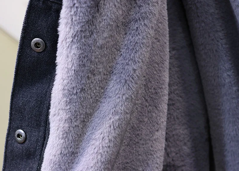 Winter Parkas Mujer Loose Warm Plus velvet Lining+ Big Fur Collar Hooded Denim Jacket Women Outwear Beading Jeans Jacket Coat