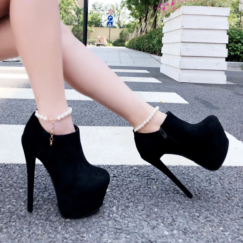 Fashion Black Ankle Boots 
