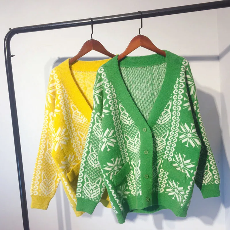 

Autumn Women Plaid Sweater Long Batwing Sleeve Fox Loose Cardigans Knitted Casual Streetwear V-Neck Fashion OL Winter Clothes