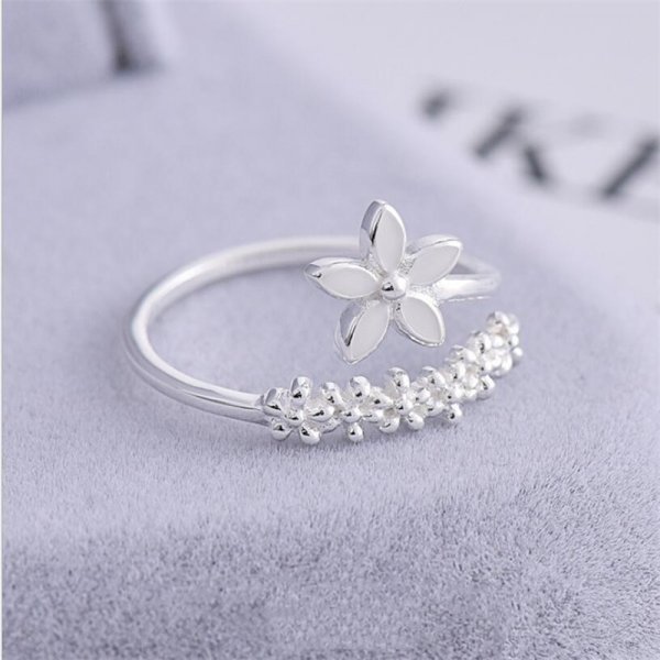 Style Elegant Daisy Flower Opening Ring For Women Adjustable Wedding Party Engagement Finger Rings Statement Jewelry Gift
