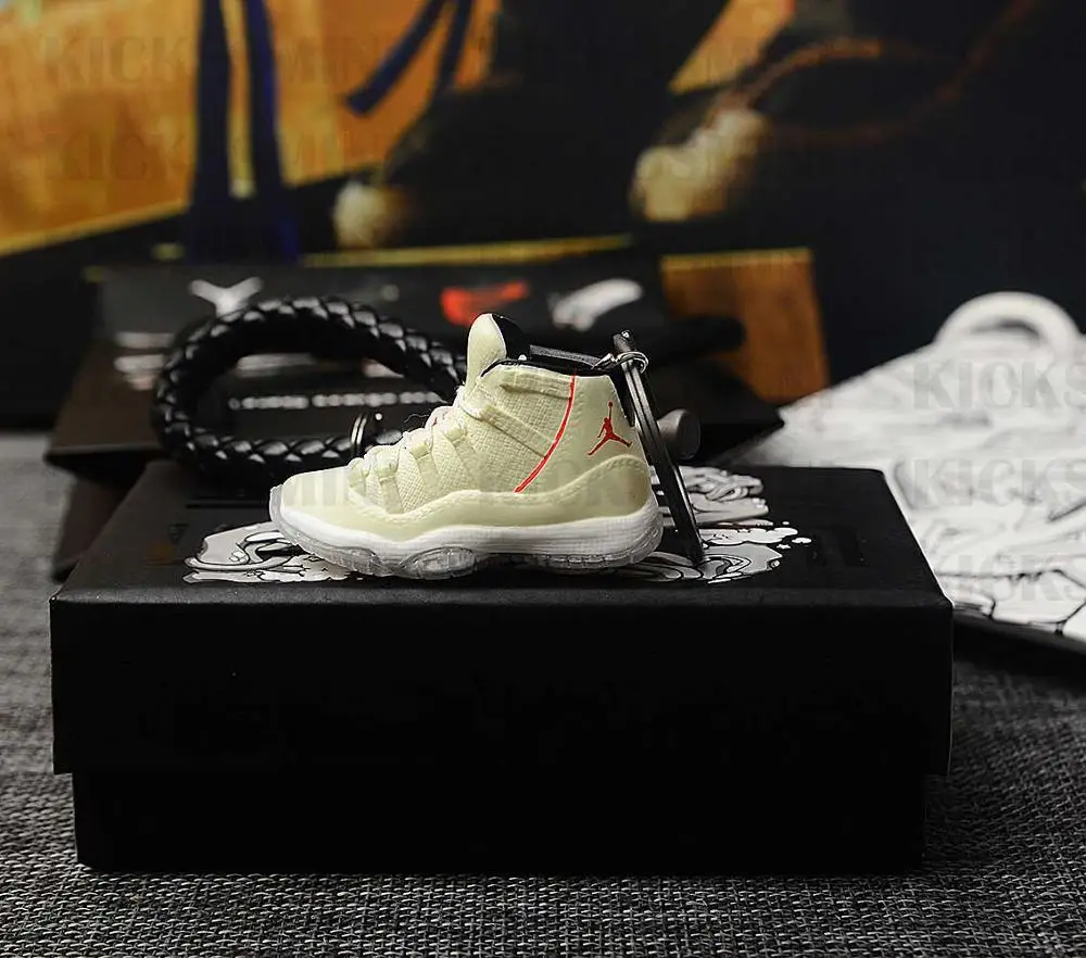 a shoe w rope Дропшиппинг индивидуальность DIY Air Jordan Generation AIR JORDAN11 стерео 3D мини-кроссовки фигурный брелок для подарка - Цвет: a shoe w rope