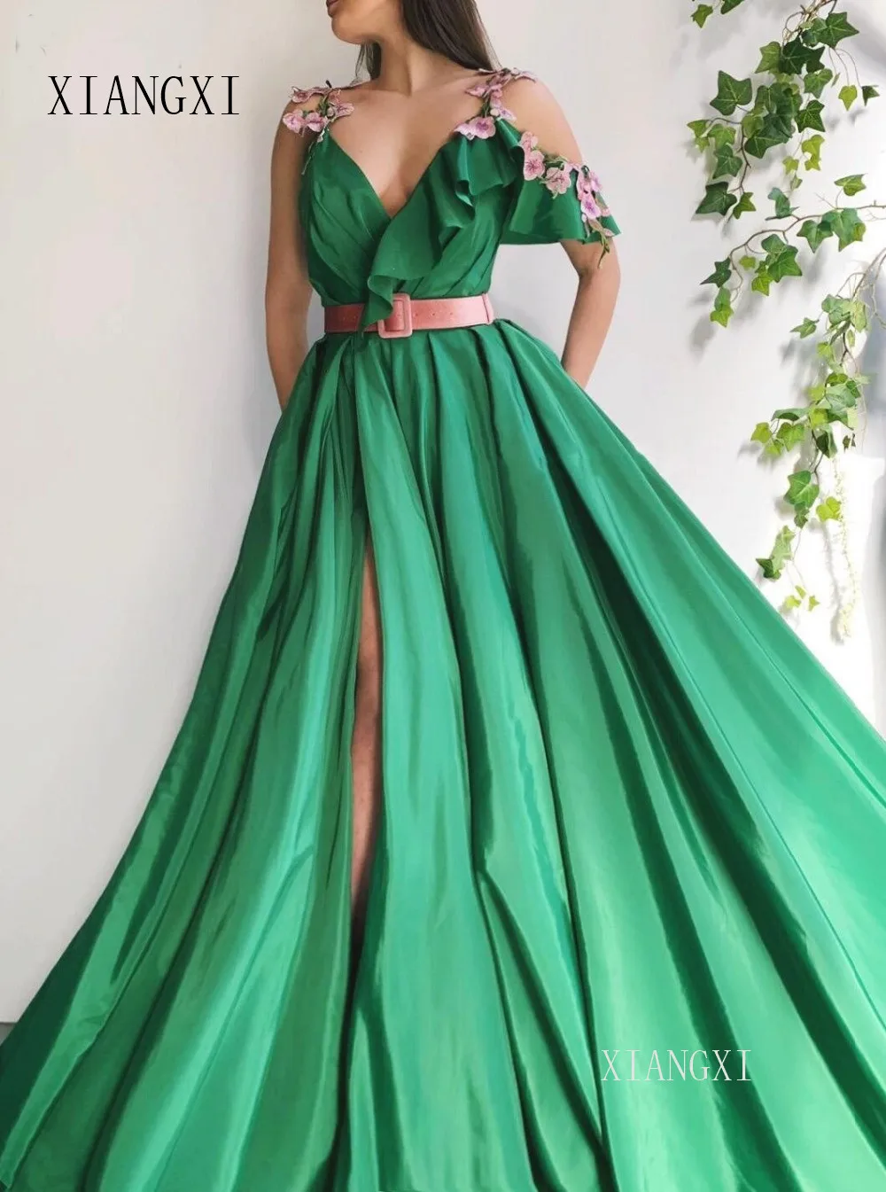 Sexy V Neck Green Prom Dresses 2020 A 