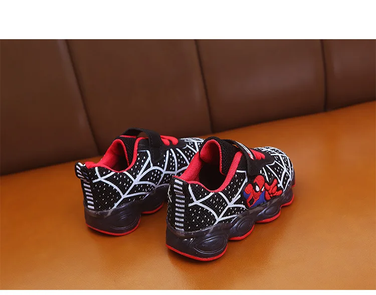 New Autumn Spring Children Shoes Spiderman Night Flash Sports Sneakers Light Shoes for Kids Children's Sneaker Boys boots Girls