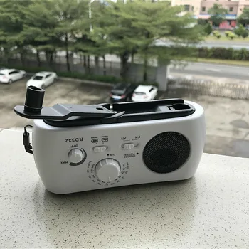 

Multifunctional Hand Crank Generator FM/AM Radio Portable Solar Powered Radio 3 LED Flashlight Emergency Hand Radio