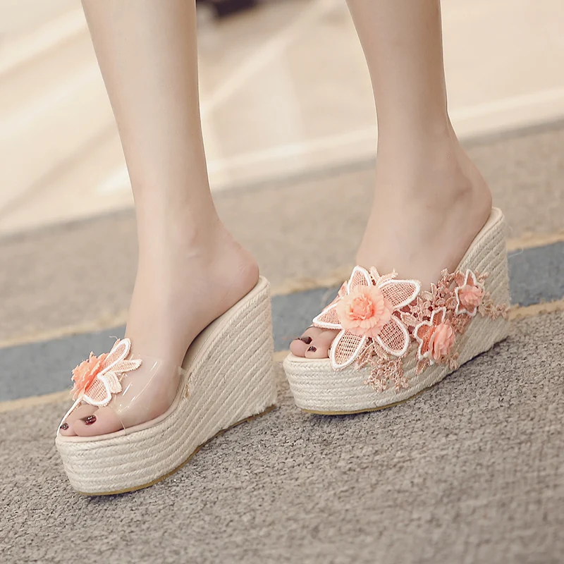 2020 летние модные женские пробковые тапочки на танкетке с открытым носком розовые