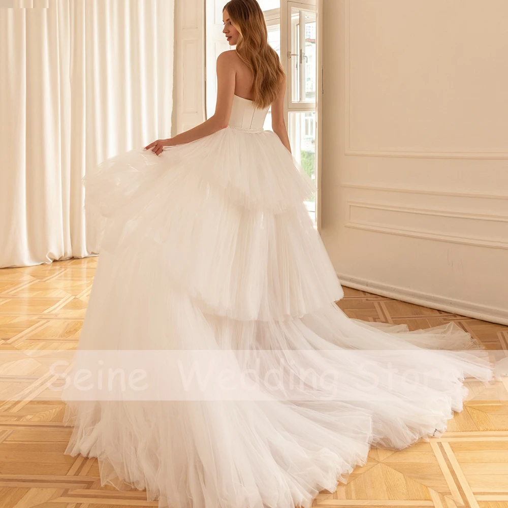 Рисунок 2 - Женское атласное платье с юбкой-годе