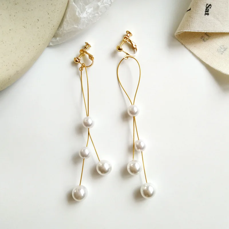 

Temperament Long Imitation Pearls Tassel Clips Earrings Without Piercing Hole Simple Elegant Round Pearls Pendant Clip Earrings