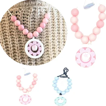

Baby Teething Toy Silicone Training Baby Teethers Necklace Pendant Necklace Chewing Toy Gifts Beads Pacifier Clip