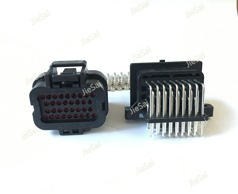 4 1437290 0 femea macho tyco amp 02