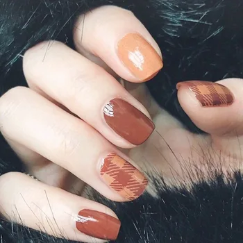 

24pcs/box with 2g glue Caramel Colour Stripe Artificial Nail Tips Short Full Cover Jump Color Wearable Nail-finished Product