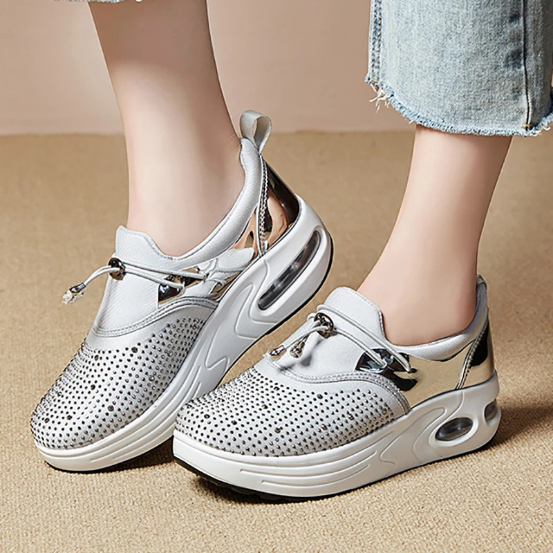 Women Shoes Thick Sole Shaky Shoes Slip 