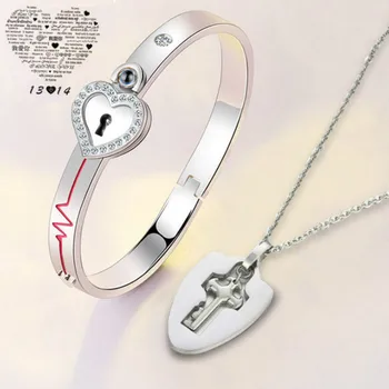 

Concentric Lock Bracelet Key Necklace Set for Men And Women Couple Titanium Steel Jewelry Set Fashion Party Jewelry Boys Girls