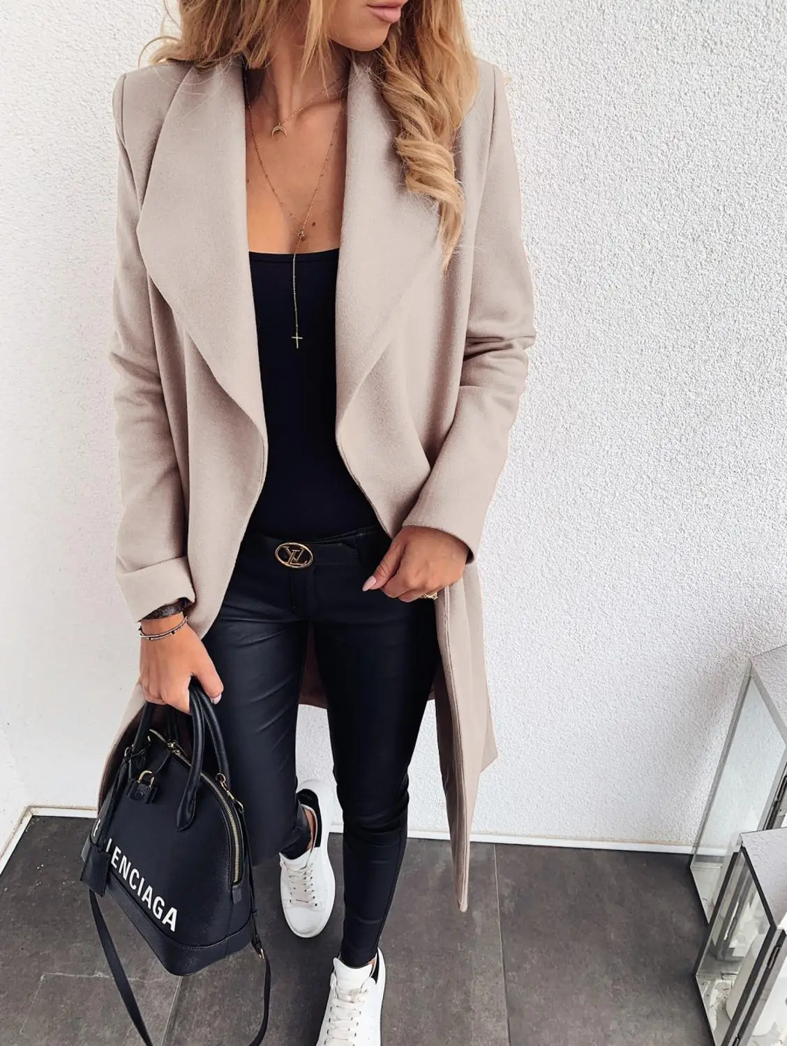 Бежевый Women Long Sleeve Turn-Down Collar Coat Autumn Winter Warm Soft Slim Belt Robe Pocket Overcoat Casual Thick Coat Plus Size - Цвет: Бежевый