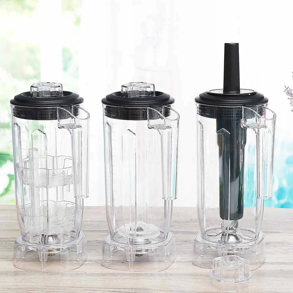 Milk Foam Tea Smoothies Cup Bottom Blenders Container With Serrated Smoothies Blade Lid for Commercial Blenders Spare Part 1.5L