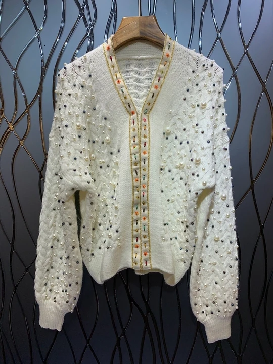 autumn Early new women's wear V-neck nail bead knitted decorative long-sleeved loose knitted shirt 902