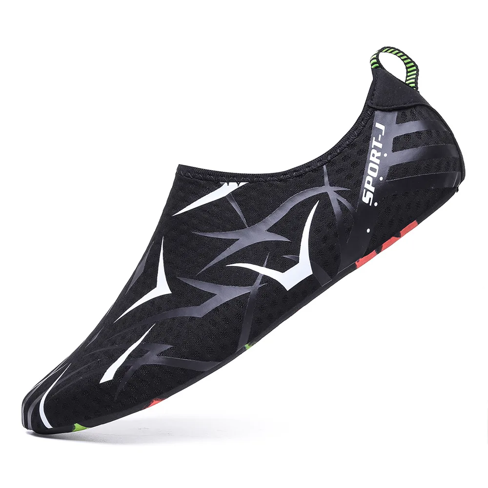 

Couple's Sports Upstream Shoes Red Foot Skin Dive Boots Casual Wading Shoes Water Shoes