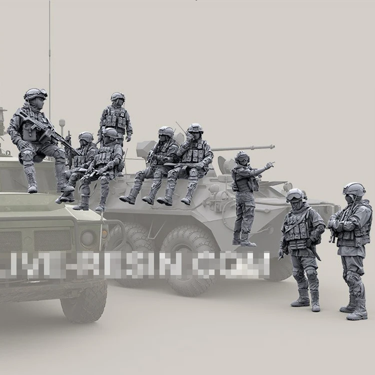 Details about   1:35 Soviet soldiers 4 FIGURES  High Quality Resin Kit 