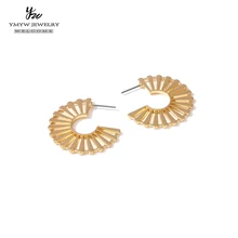 YMYW круглые позолоченные металлические массивные серьги-гвоздики в стиле панк, ювелирные изделия для женщин, вечерние правильной геометрической формы, модный бренд, ювелирное изделие из цинкового сплава, подарок