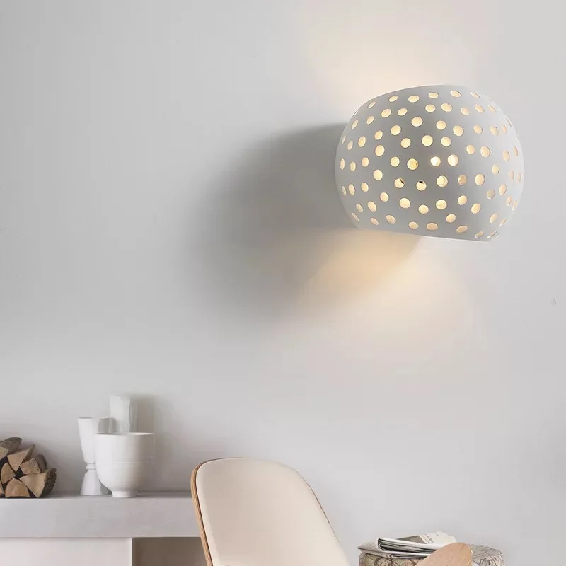 

Creative geometric LED wall light 5W indoor home bedroom bedside wall lamp 110V / 220V indoor plaster lamp