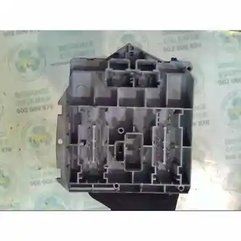 

46558759 box Reles/Fuses Alfa Romeo 147 (190) Alfa Romeo Alfa 147 2.0 16v