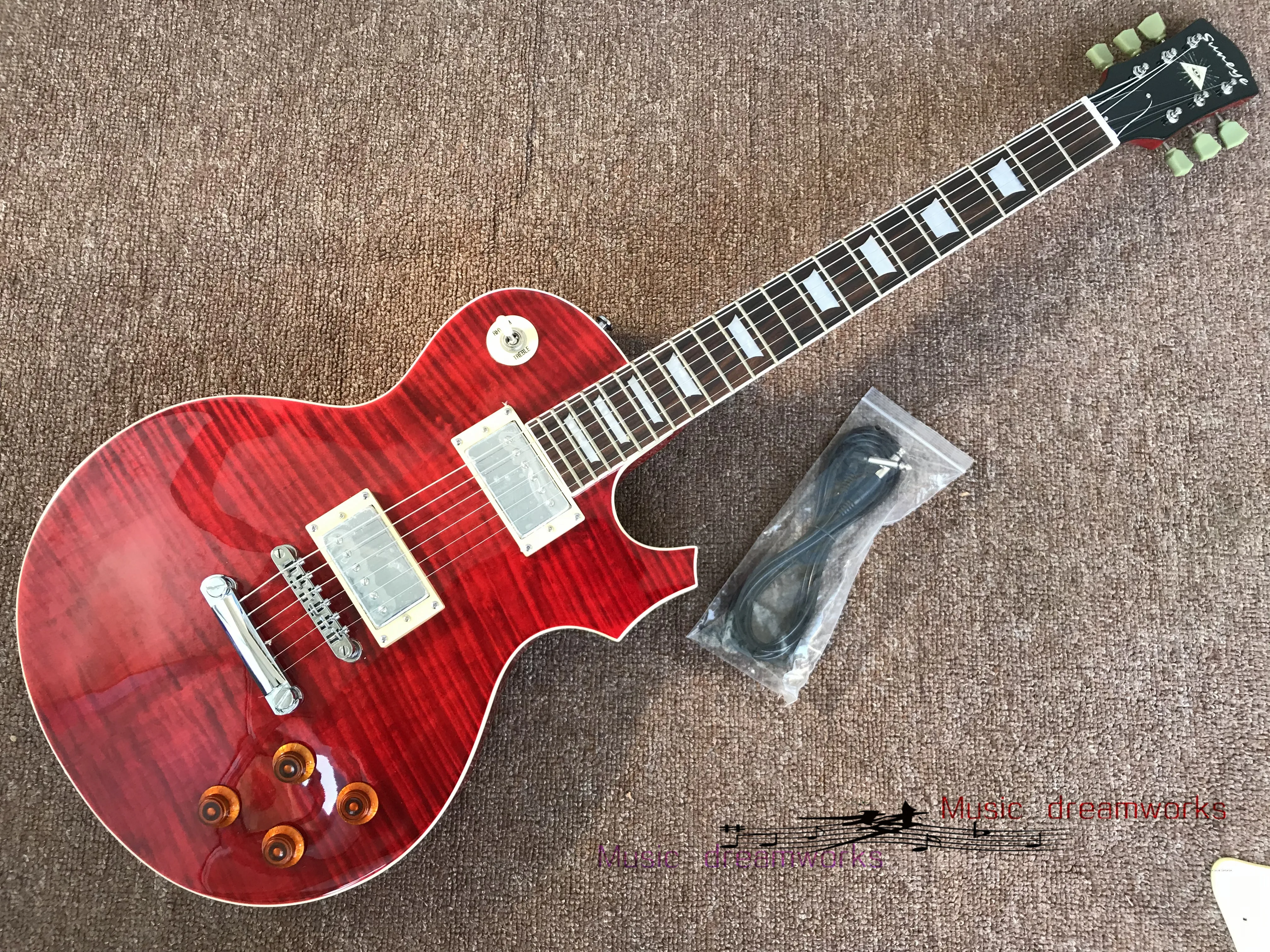 

China OEM Sun eye RED color flamed maple electric guitar High quality wood Accept customized Free shipping