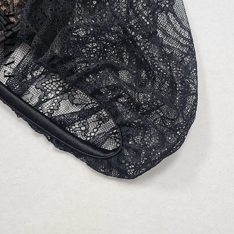 13260576837_926585498