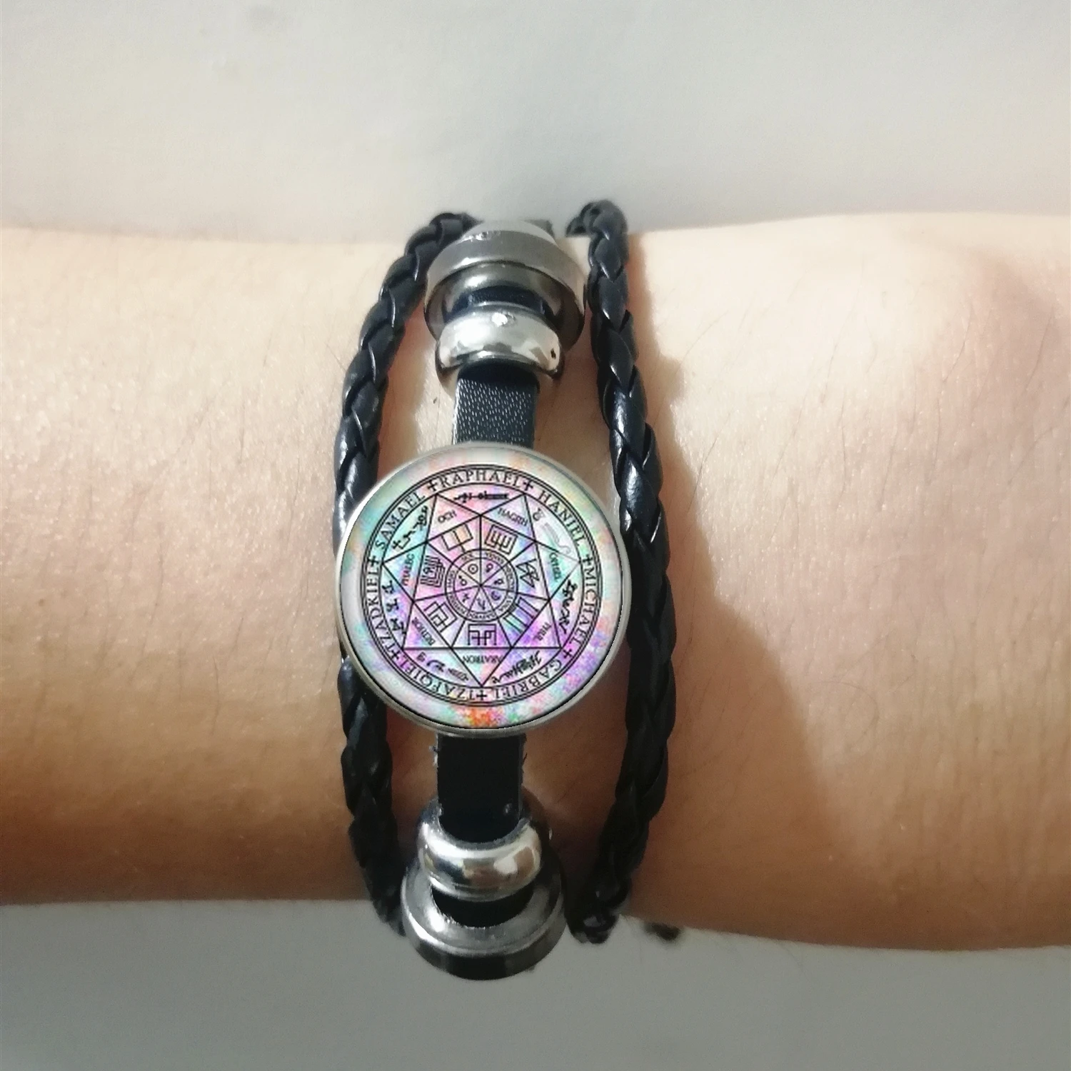 

2019 New Fashion Pop Angel Amulet Rope Leather Woven Bracelet Lucky Bracelet