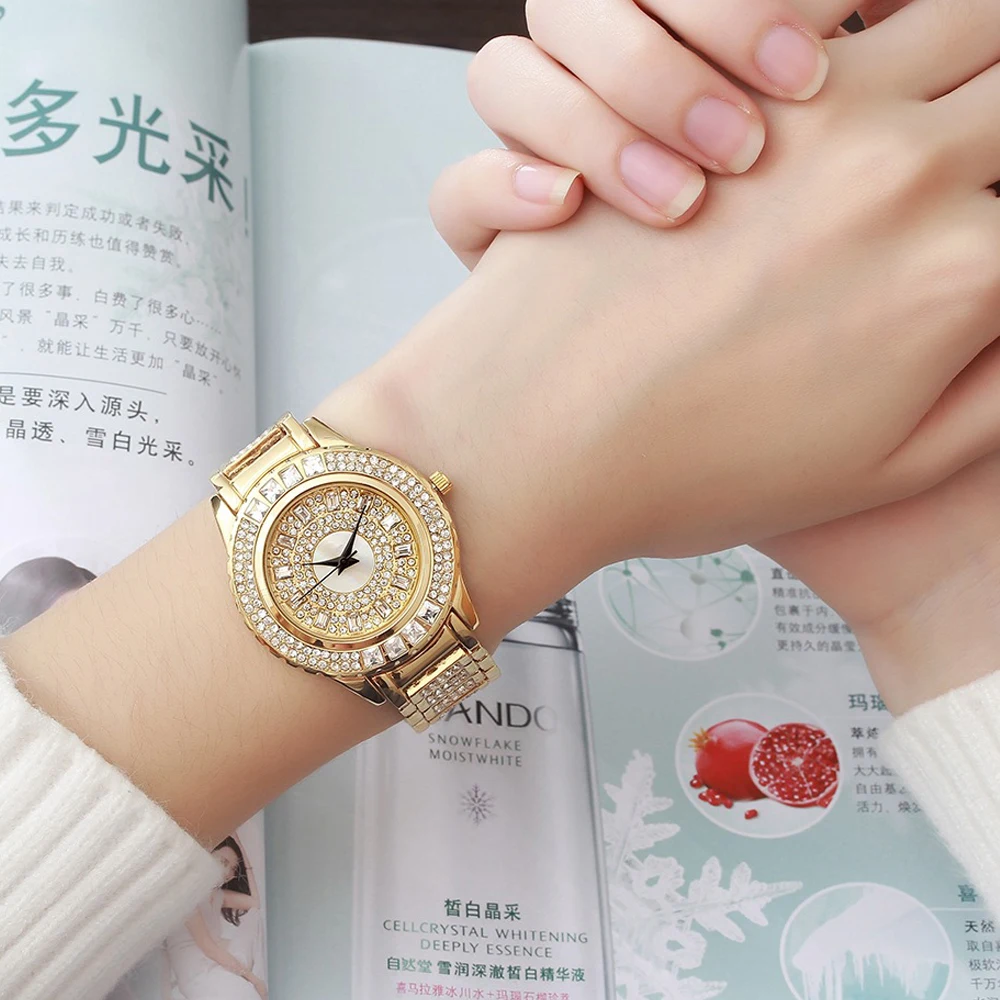 2021 Geneva Designer Ladies Watch Luxury Bling Diamonds Womens Quartz Watches Fashion Gold Bracelet Wristwatches ice-out XFCS