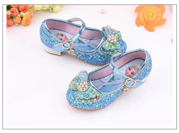 Детская кожаная обувь принцессы для девочек; повседневные блестящие детские кроссовки с рисунком; обувь для девочек на высоком каблуке с бантом-бабочкой