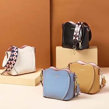 

Women Fashion High Quality PU Handbag Shoulder Cute Peach Heart Bag Office Daily Lady Bucket Bag Crossbody Bag