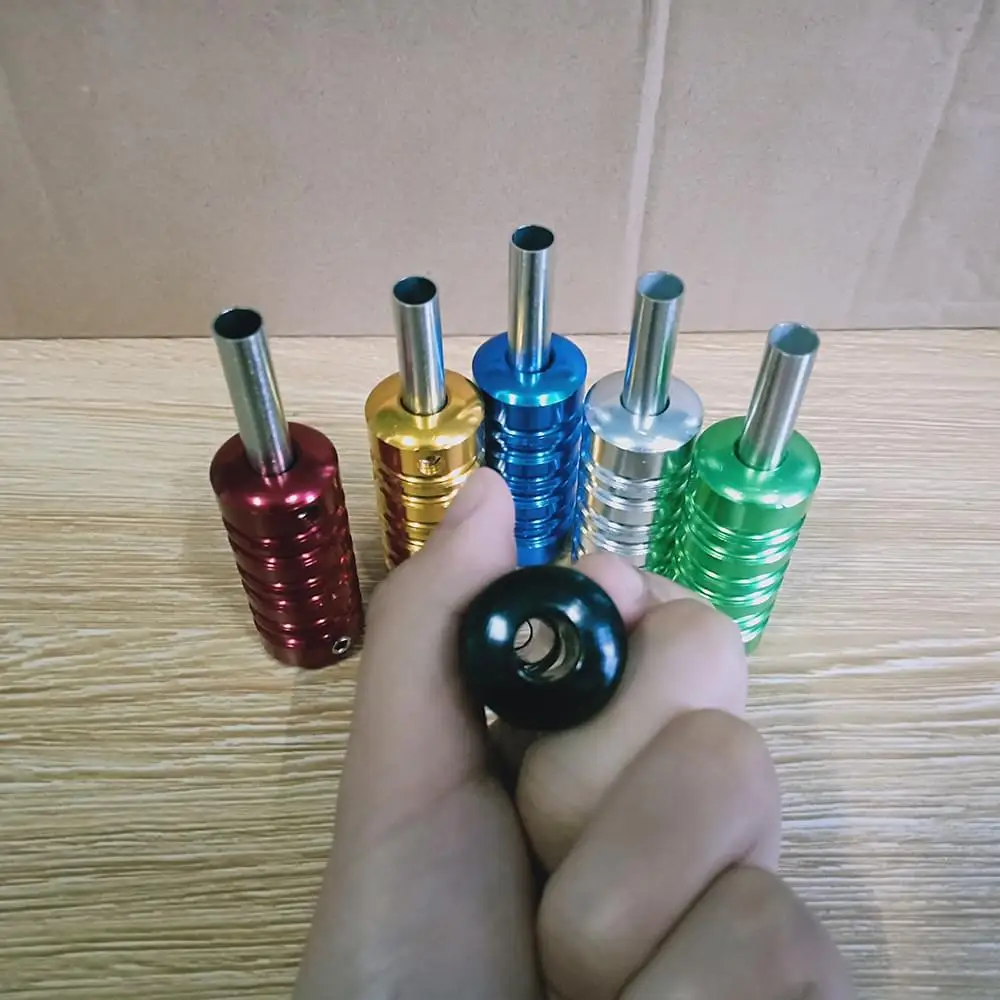 Tattoo Grip Cover Cartridge Grips Light Alloy Tattoo Grip Tube for Professional Tattoo Machine Gun silicone Cartridge Grip Part Handle Supply