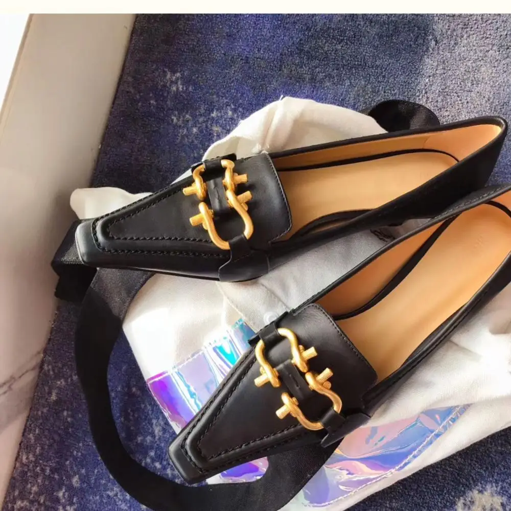 

Sexy Black Square Toe Women Pumps Fashion Little Heels Mental Decor Women Casual Shoes ReaL leather Shoes Woman 2020 Fashion