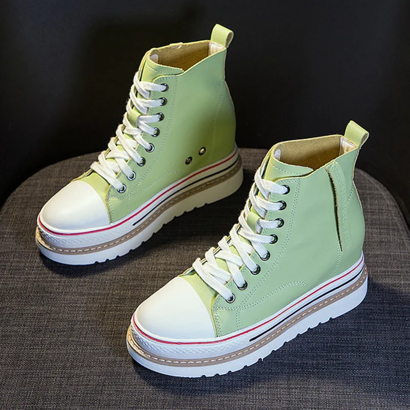 

casual shoes autumn new thick bottom lacing Korean version trend wild high-top women's shoes hot fashion women boots ankle boots